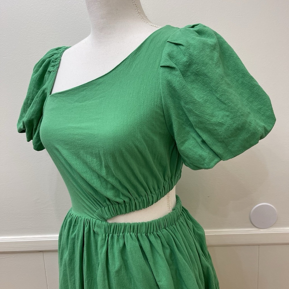LUCCA NWT Green Puff Sleeve Dress With Cutout Size Small MSRP $74.99 - Picture 2 of 8
